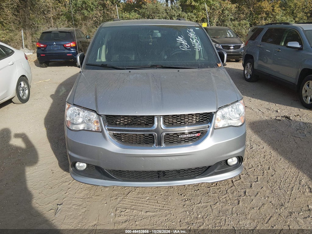 2017 Dodge Grand Caravan SXT photo 6