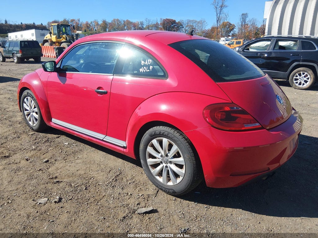 2015 Volkswagen Beetle 1.8T Fleet Edition photo 3