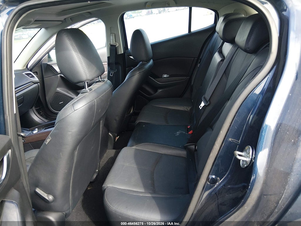 2017 Mazda MAZDA3 Grand Touring photo 8