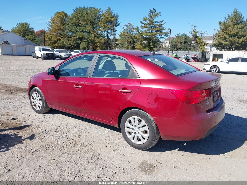 2010 Kia Forte EX photo 3