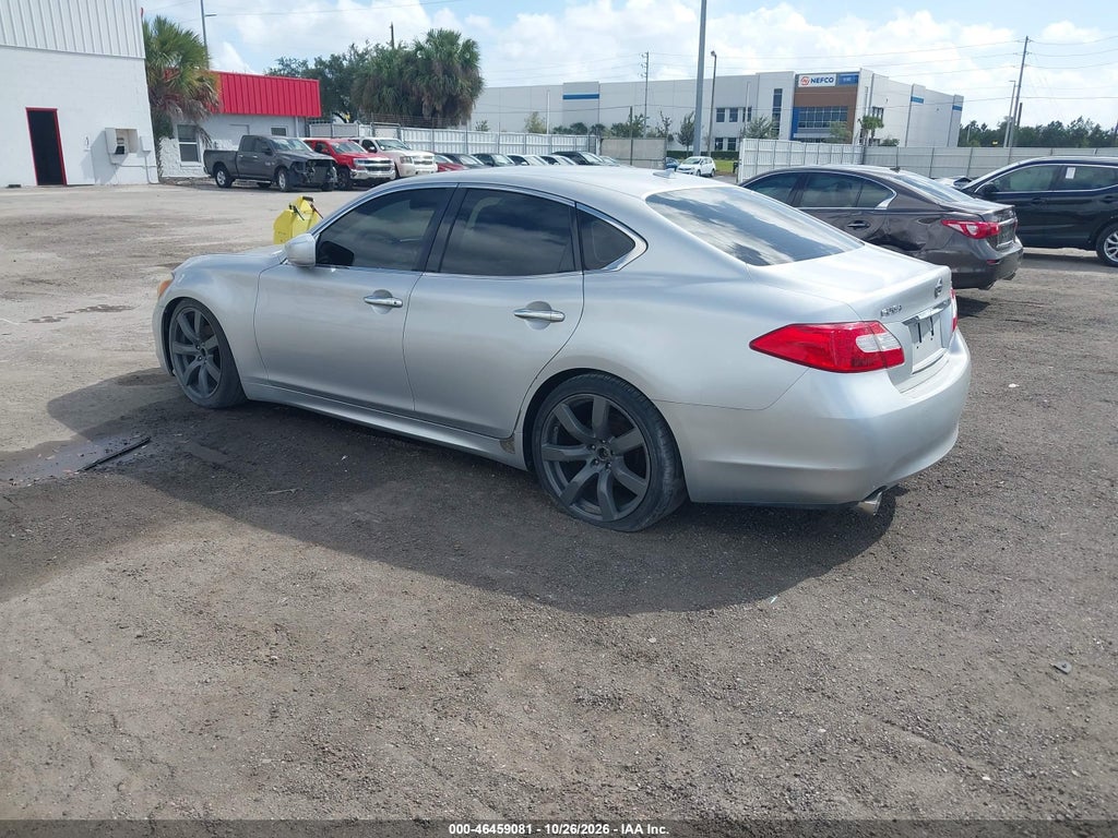 2011 Infiniti M37 photo 3