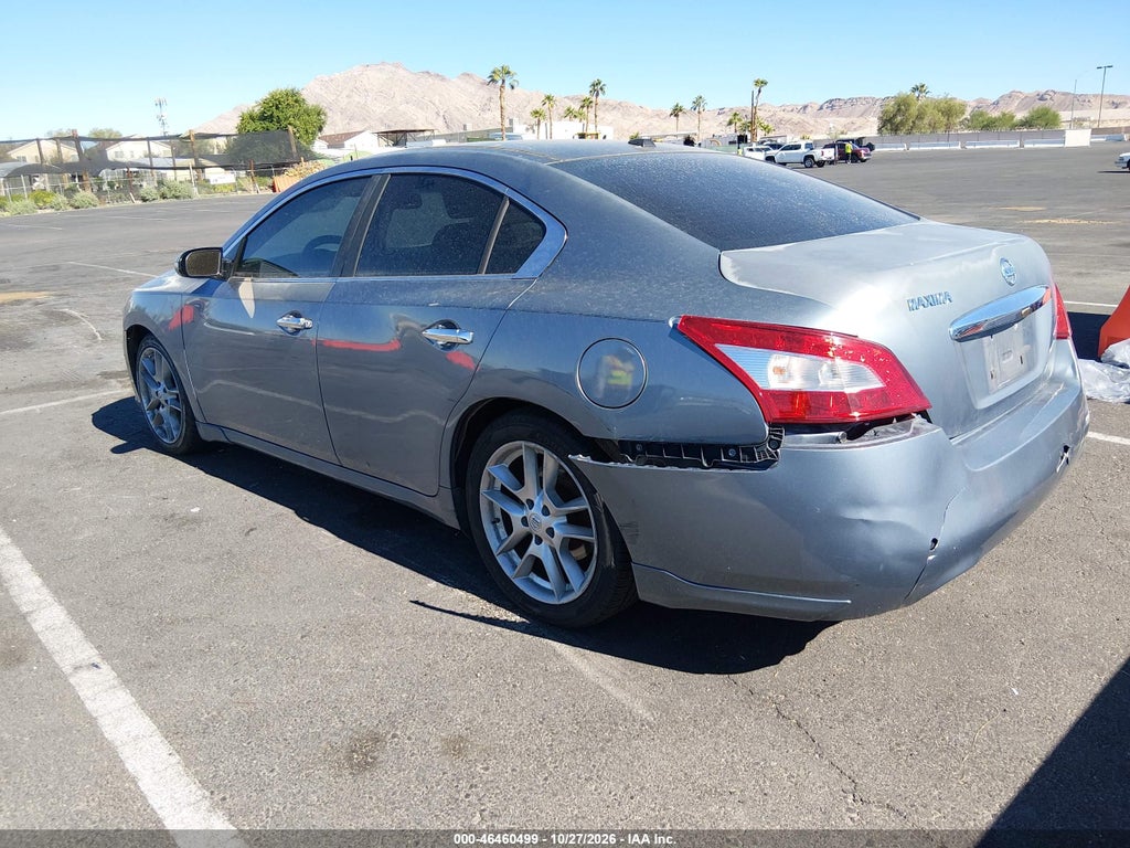 2011 Nissan Maxima 3.5 SV photo 3