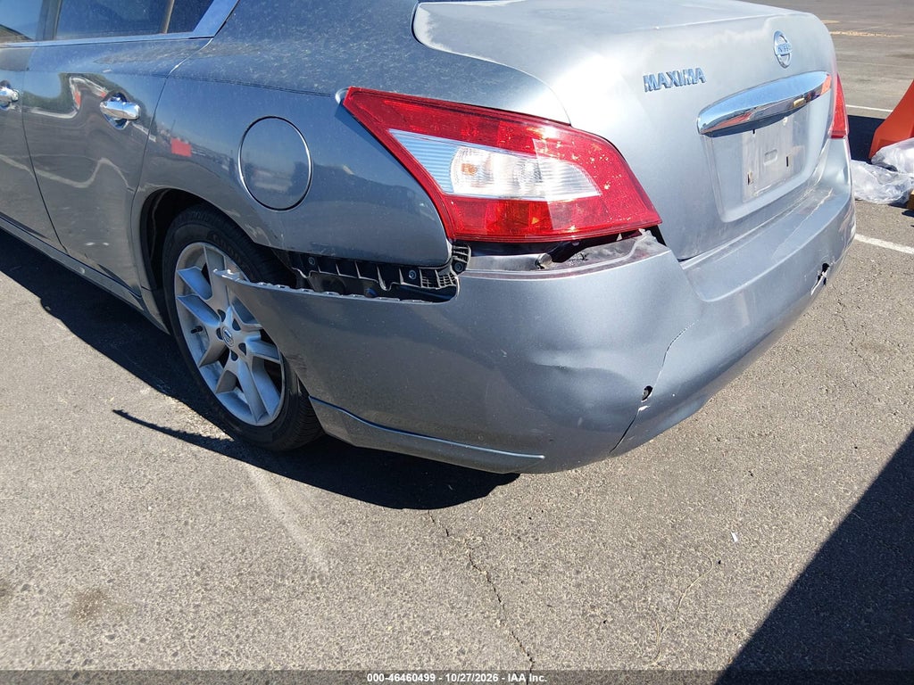 2011 Nissan Maxima 3.5 SV photo 6
