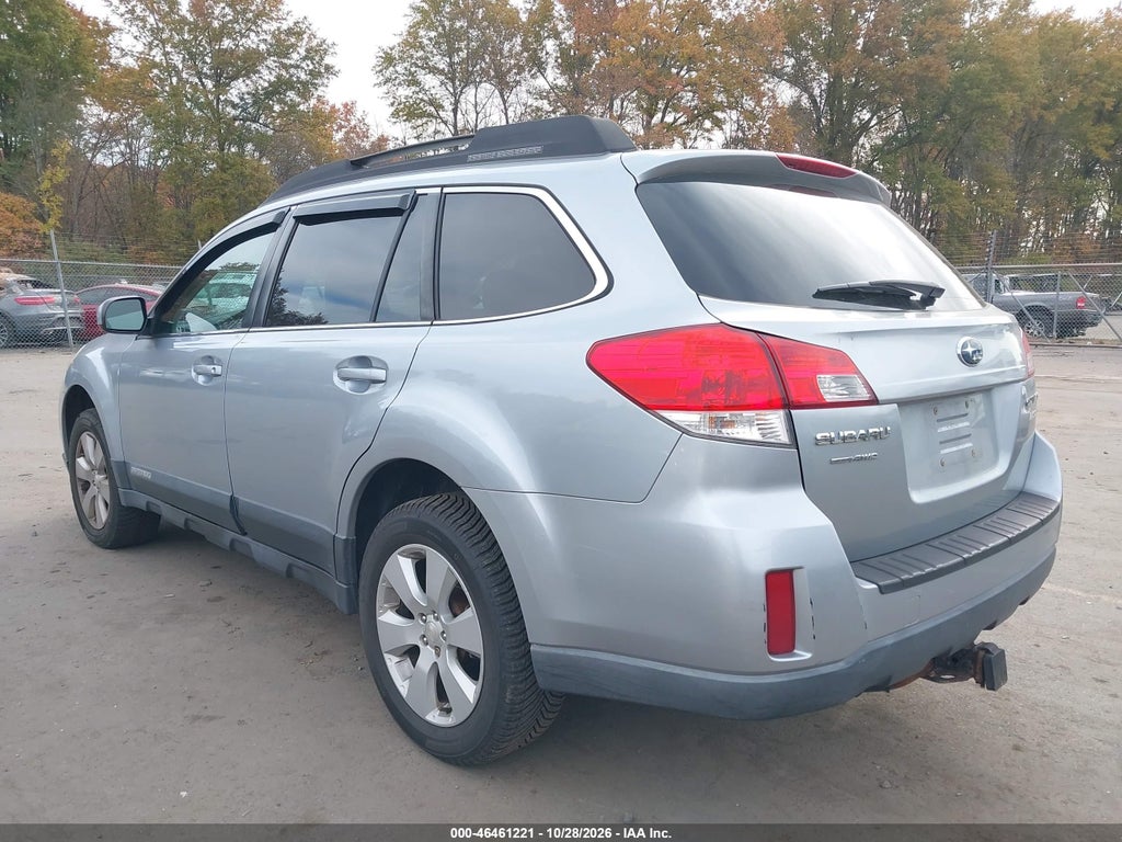 2012 Subaru Outback 2.5I Premium photo 3