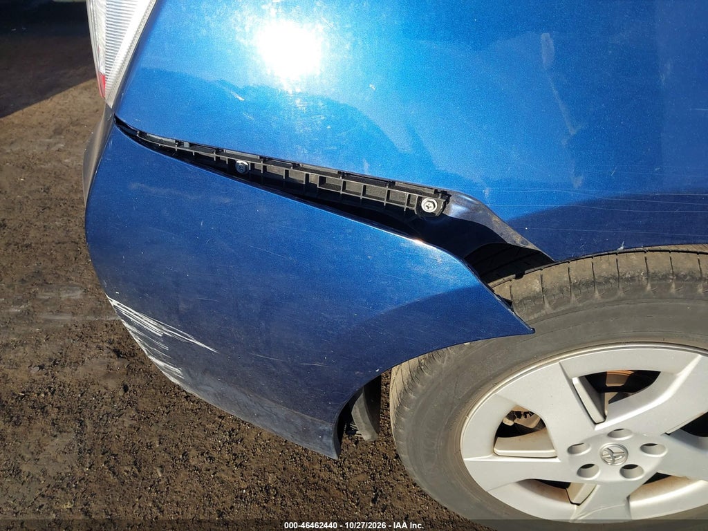 2011 Toyota Prius TWO photo 6