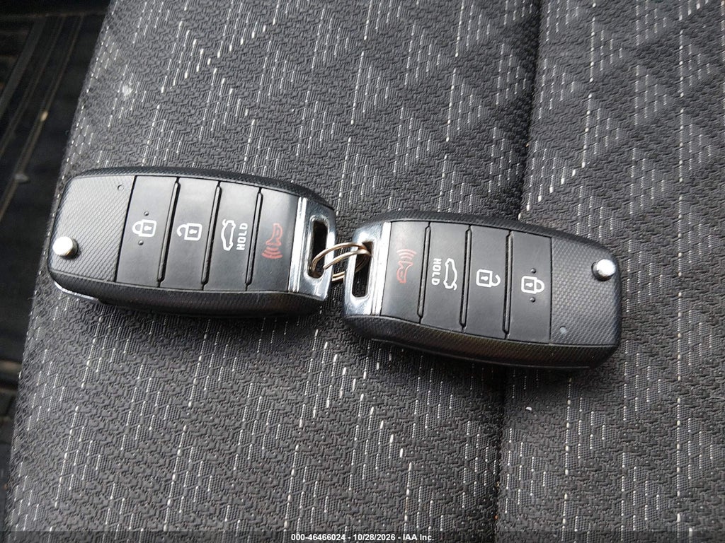 2019 Kia RIO S photo 11