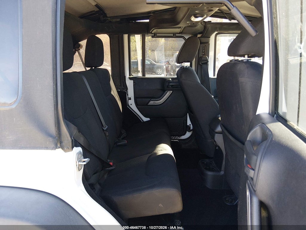 2015 Jeep Wrangler Unlimited Sport photo 8