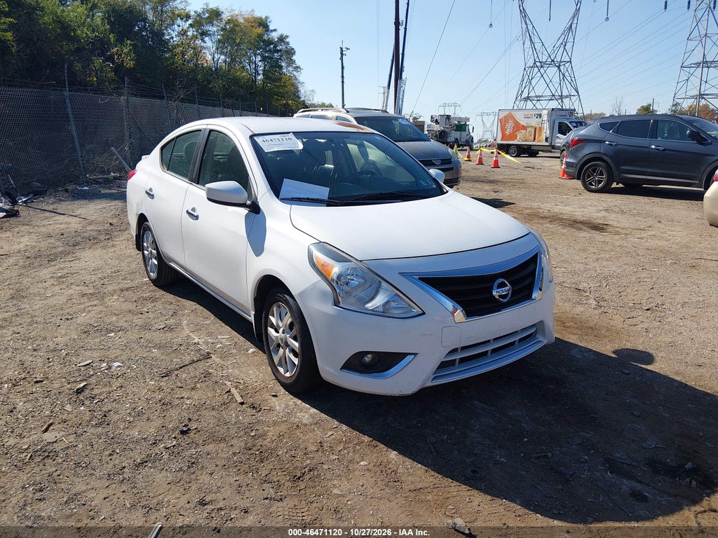 2018 Nissan Versa 1.6 SV photo 1