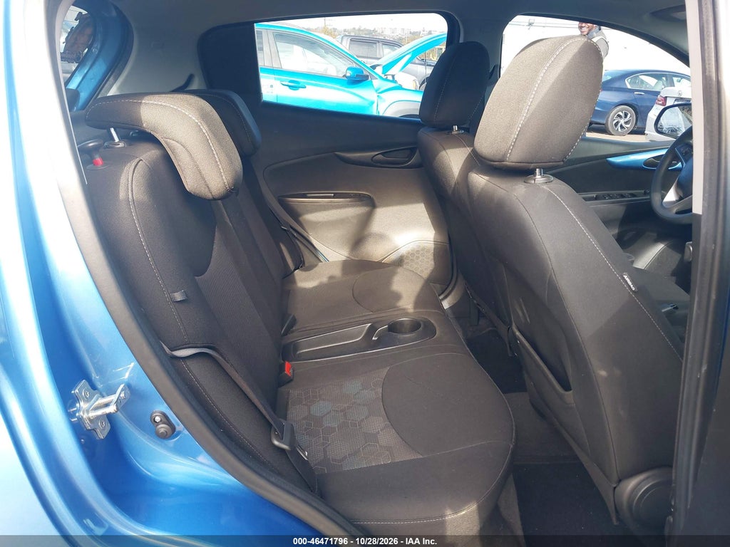 2017 Chevrolet Spark 1LT CVT photo 8