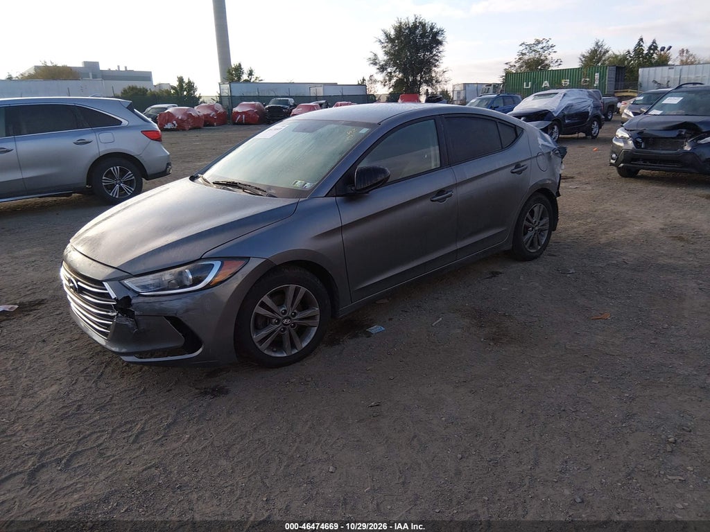 2018 Hyundai Elantra SEL photo 2