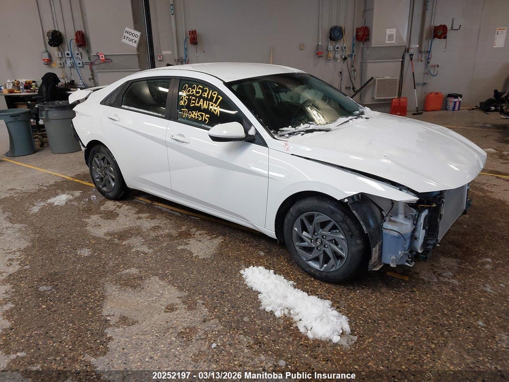 HYUNDAI ELANTRA 2025