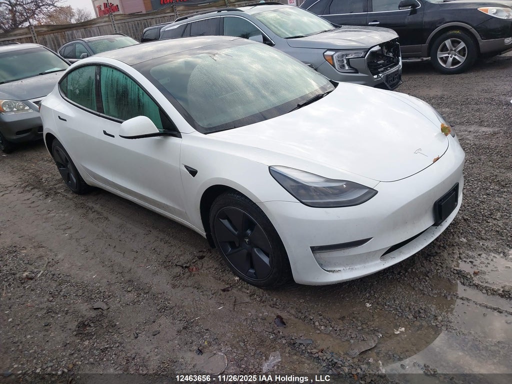 TESLA MODEL 3 2023