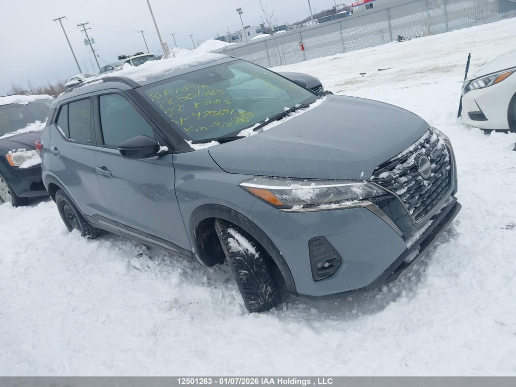 NISSAN KICKS 2022