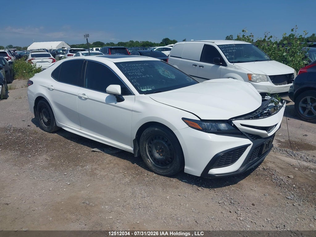 TOYOTA CAMRY HYBRID 2022