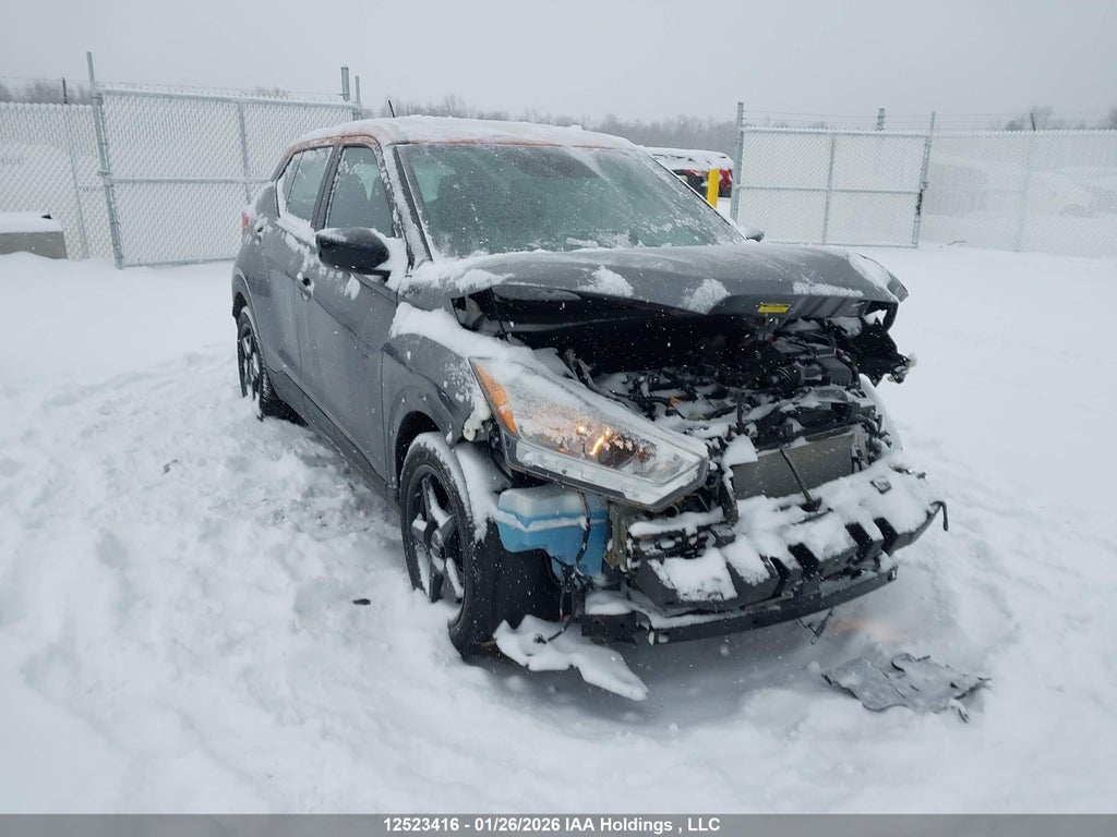 NISSAN KICKS 2020
