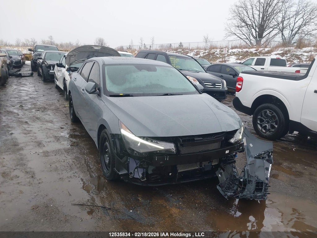 HYUNDAI ELANTRA 2022