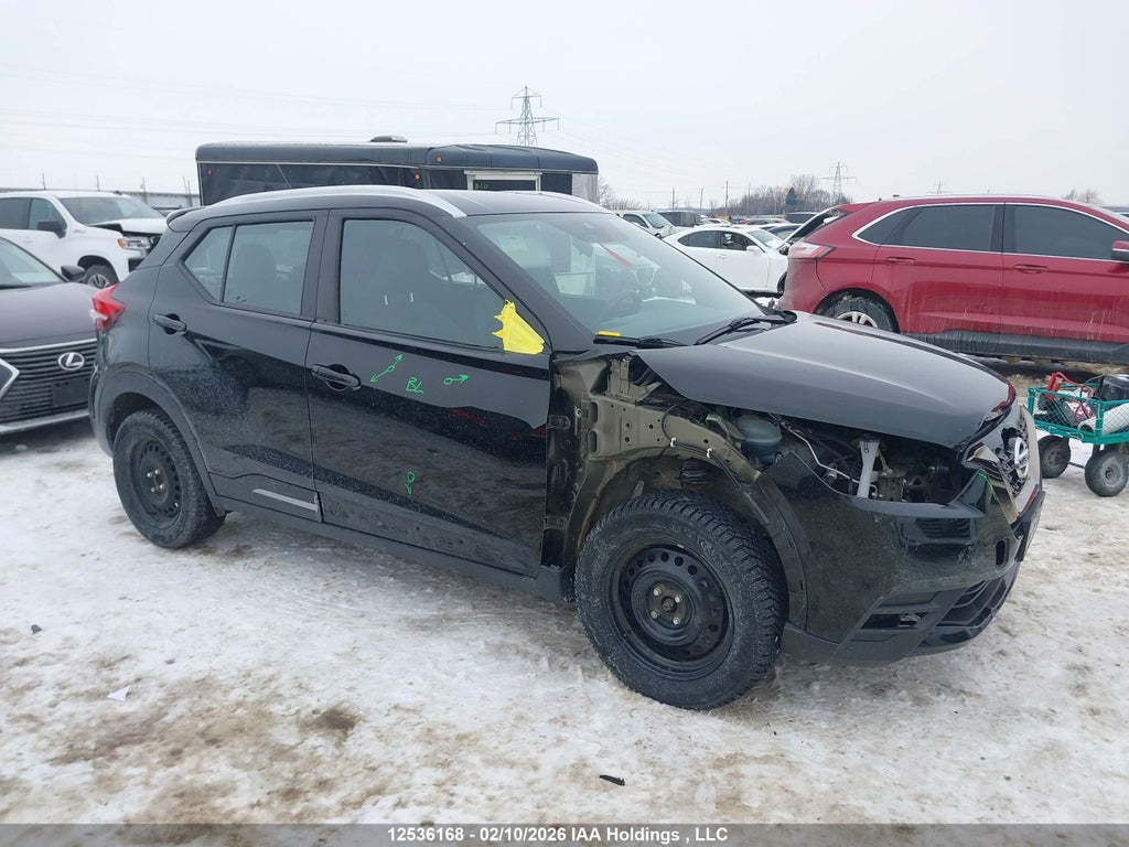 NISSAN KICKS 2020