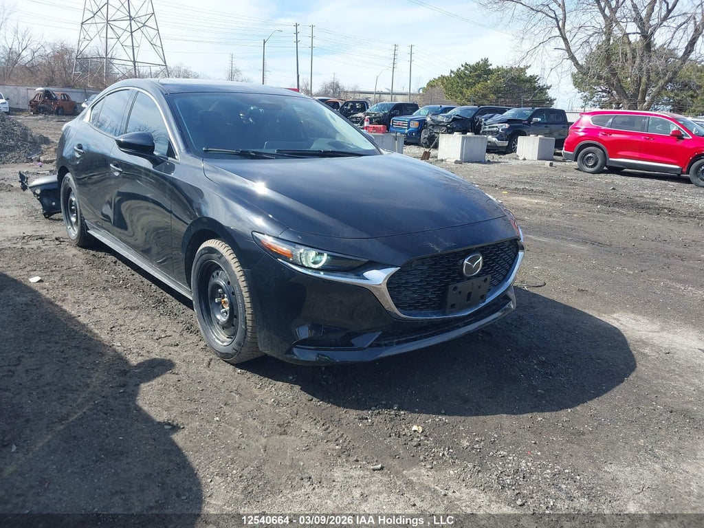 MAZDA 3 2025