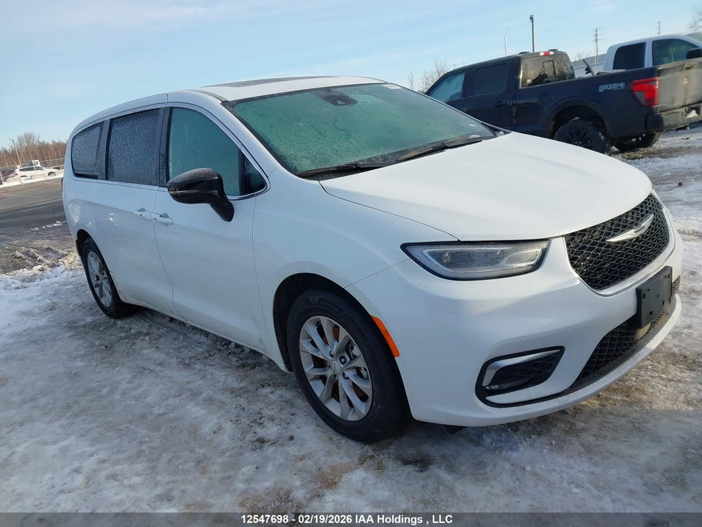 CHRYSLER PACIFICA 2026