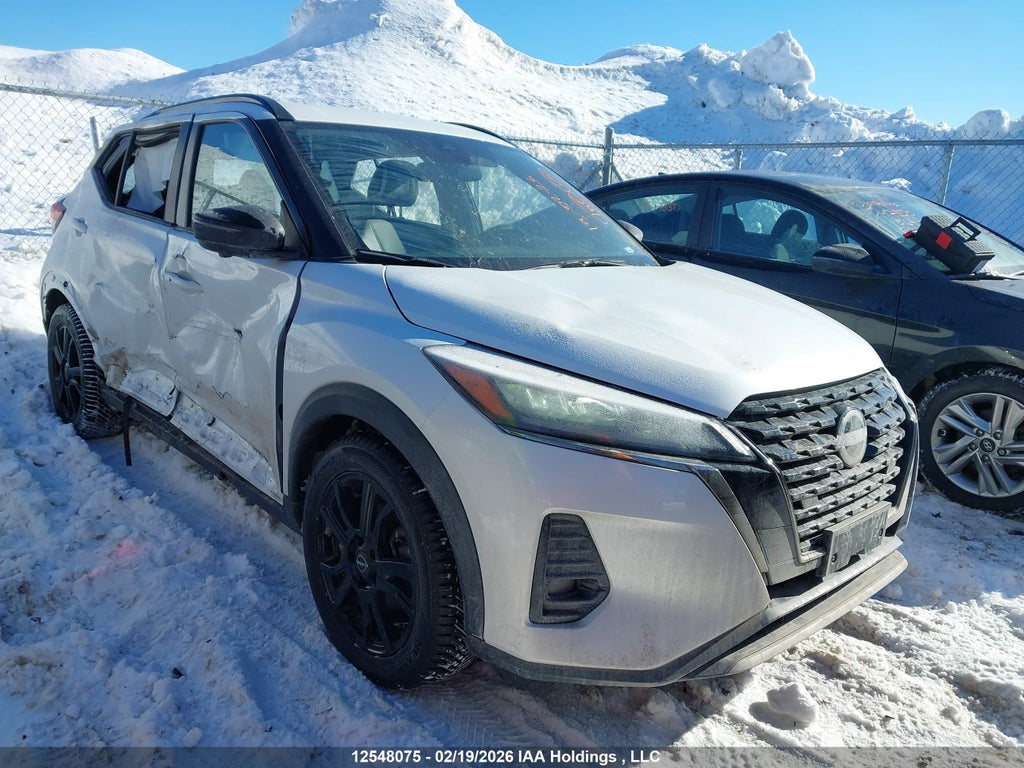 NISSAN KICKS 2024