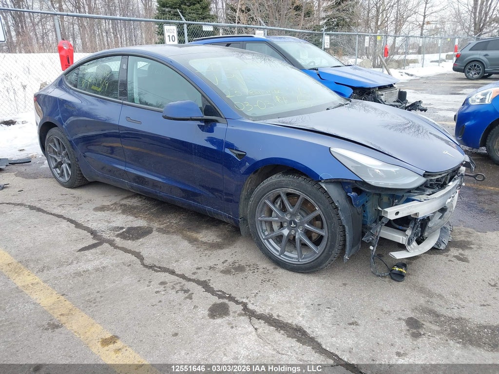 TESLA MODEL 3 2023