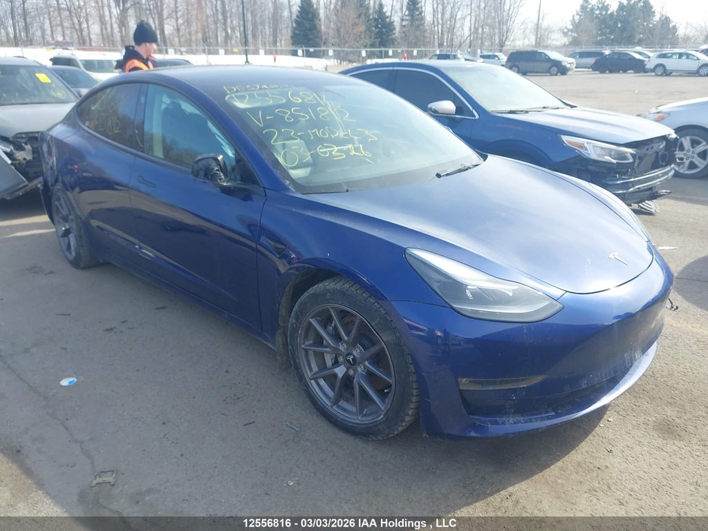 TESLA MODEL 3 2023