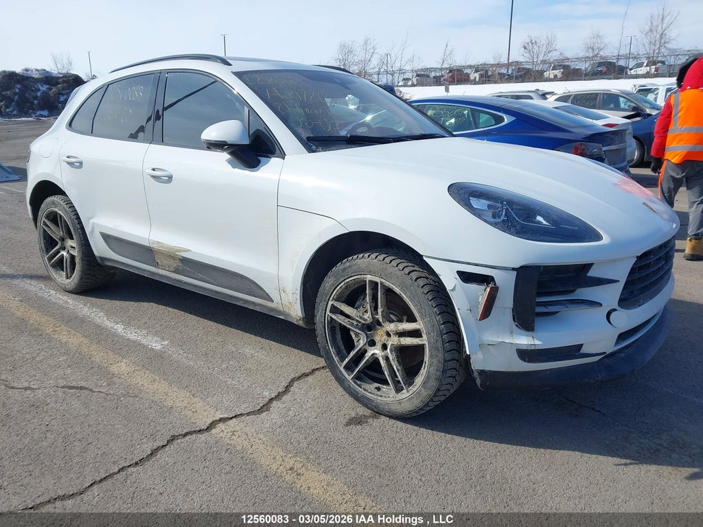 PORSCHE MACAN 2021