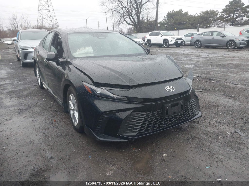 TOYOTA CAMRY 2025