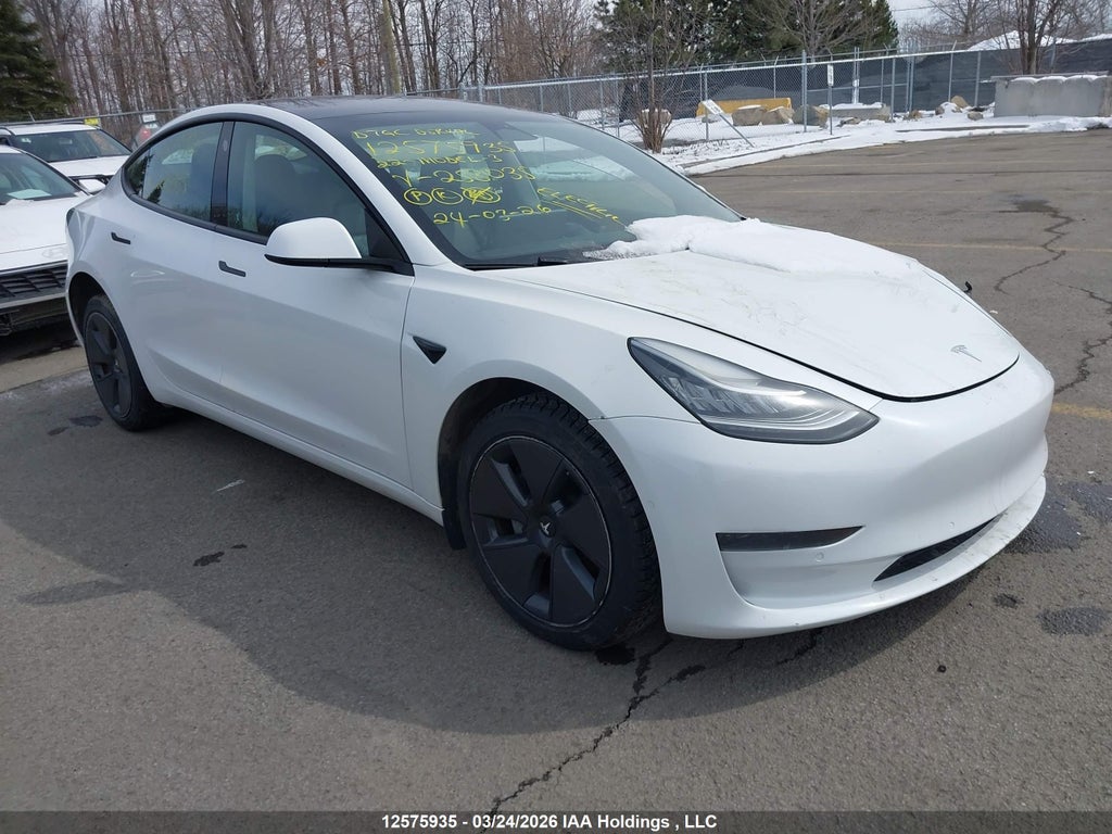 TESLA MODEL 3 2022