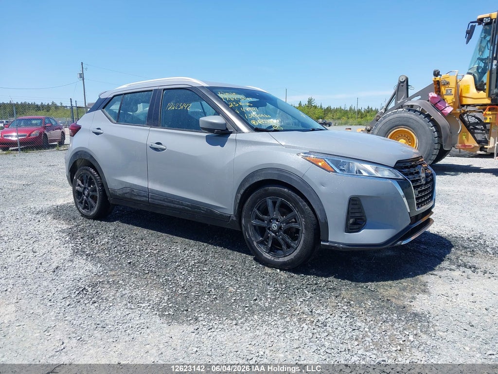 NISSAN KICKS 2023