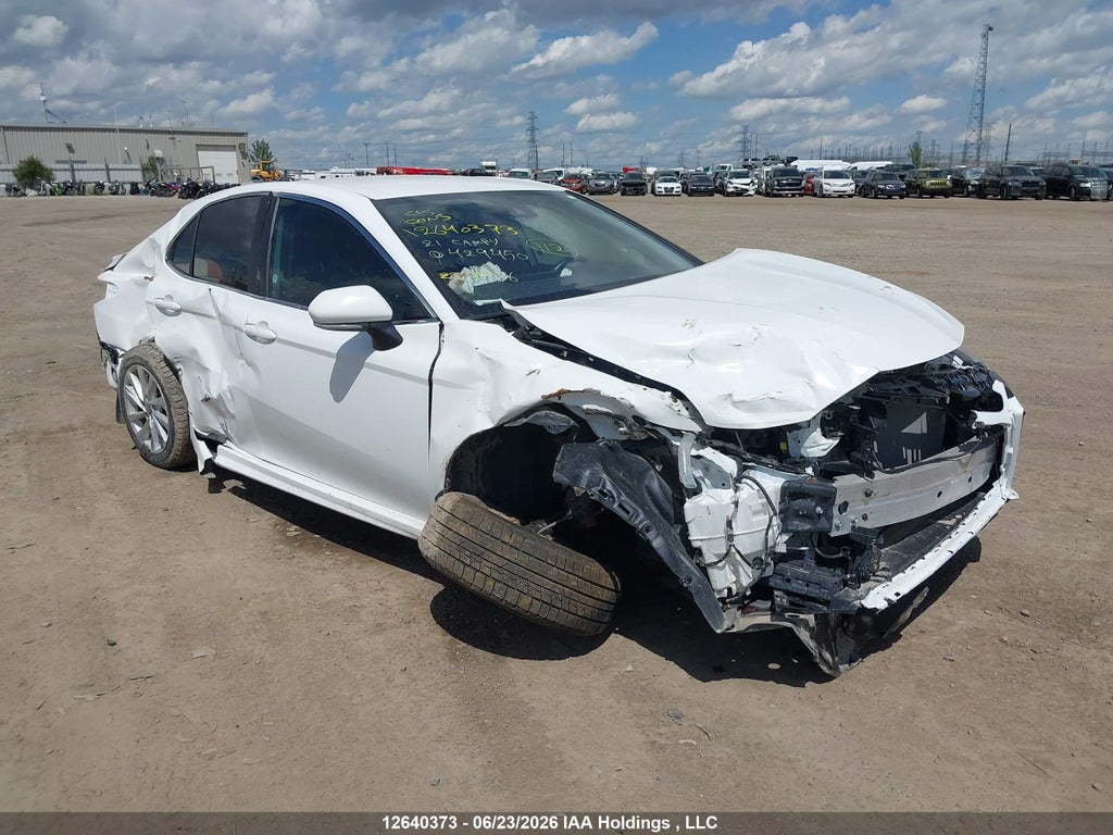 TOYOTA CAMRY 2021