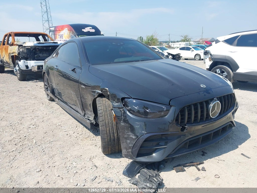 MERCEDES-BENZ A-  2022
