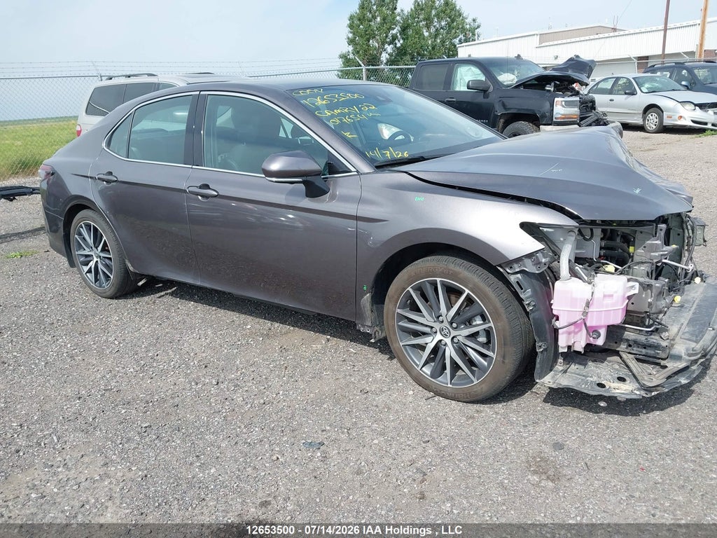TOYOTA CAMRY HYBRID 2022