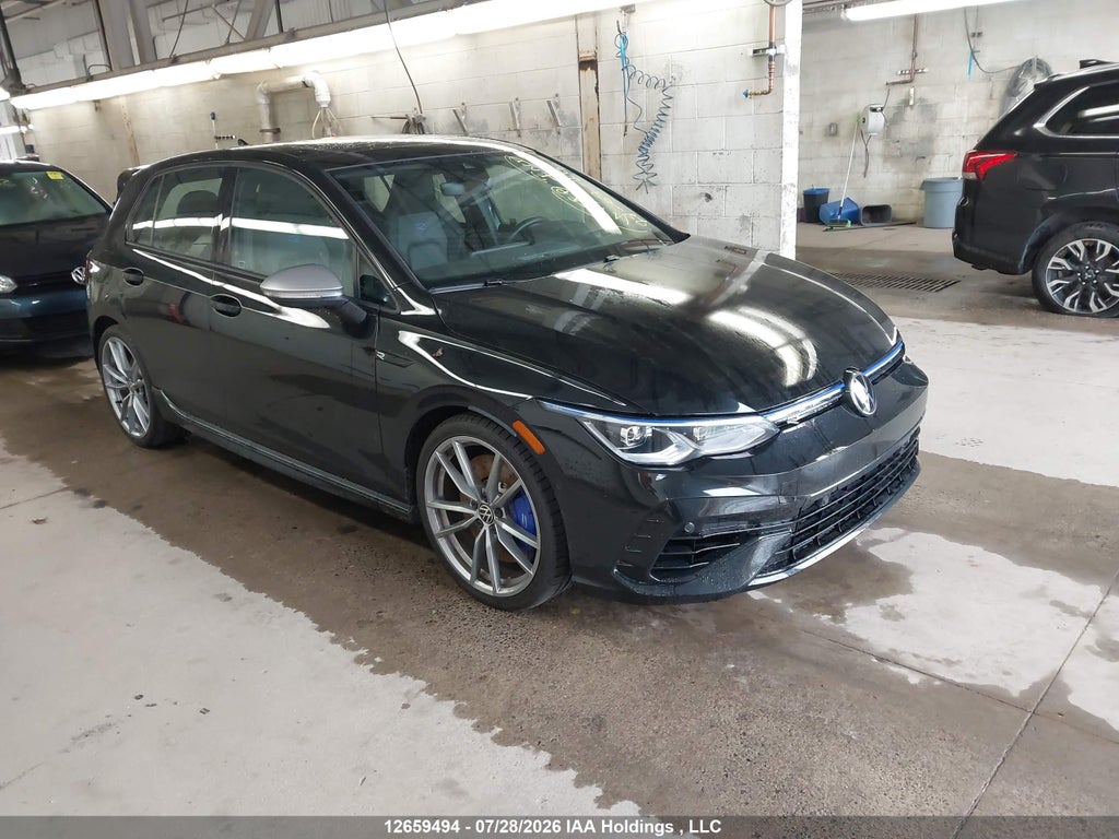 VOLKSWAGEN GOLF 2024