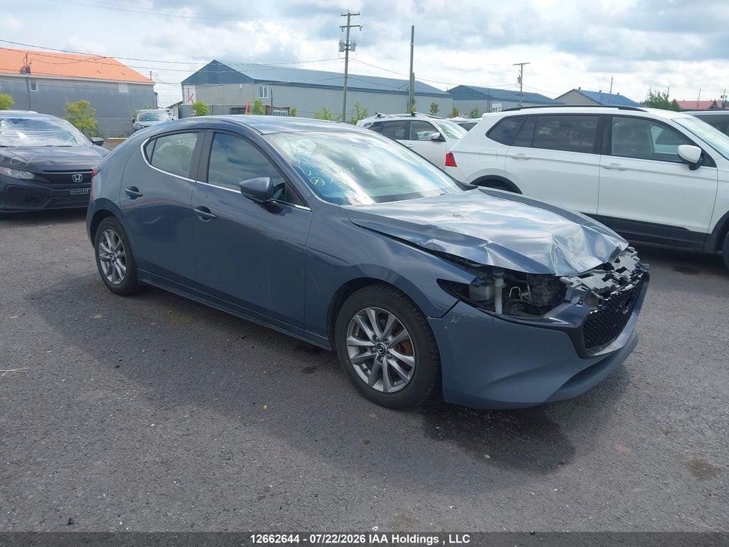 MAZDA 3 2021