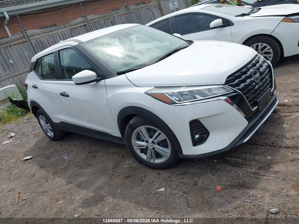 NISSAN KICKS 2024