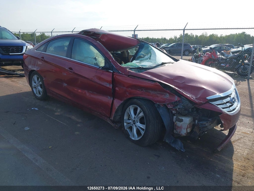 2011 HYUNDAI SONATA