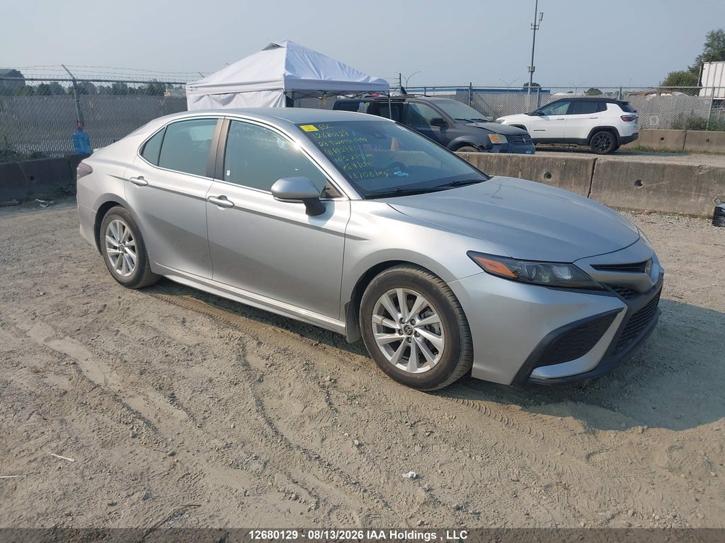 TOYOTA CAMRY 2023
