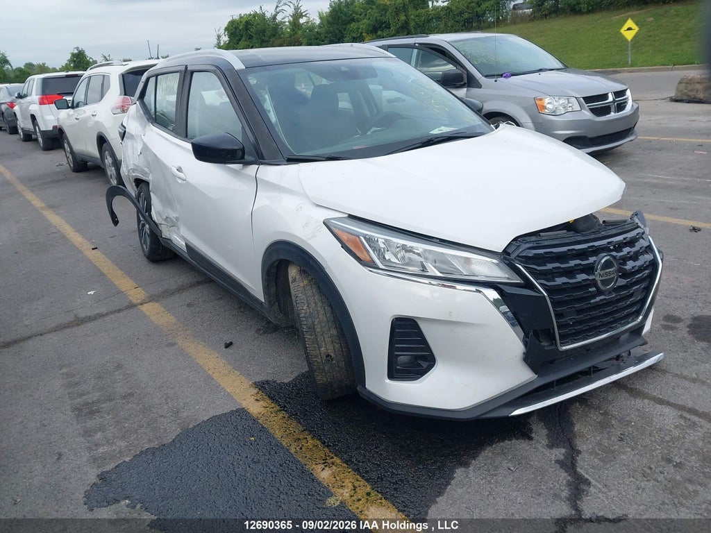 NISSAN KICKS 2021