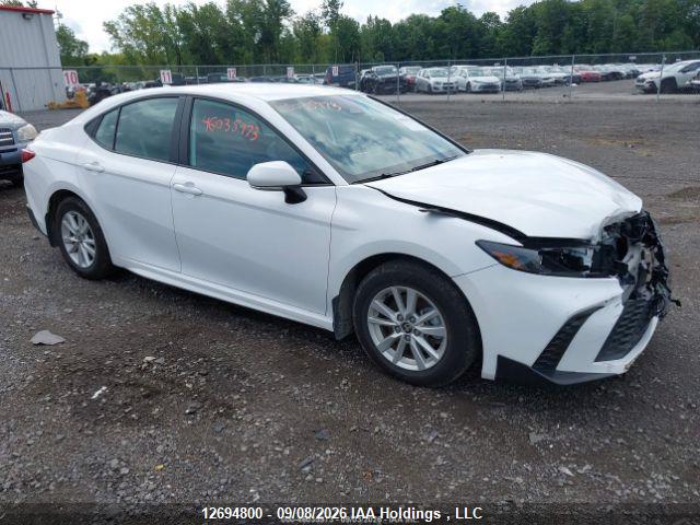 TOYOTA CAMRY 2026