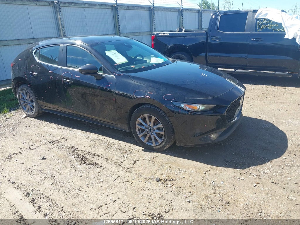 MAZDA 3 2021