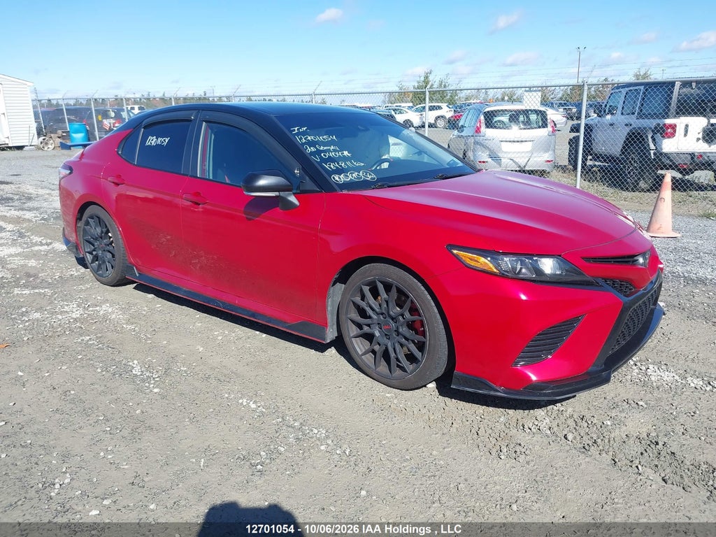 TOYOTA CAMRY 2020