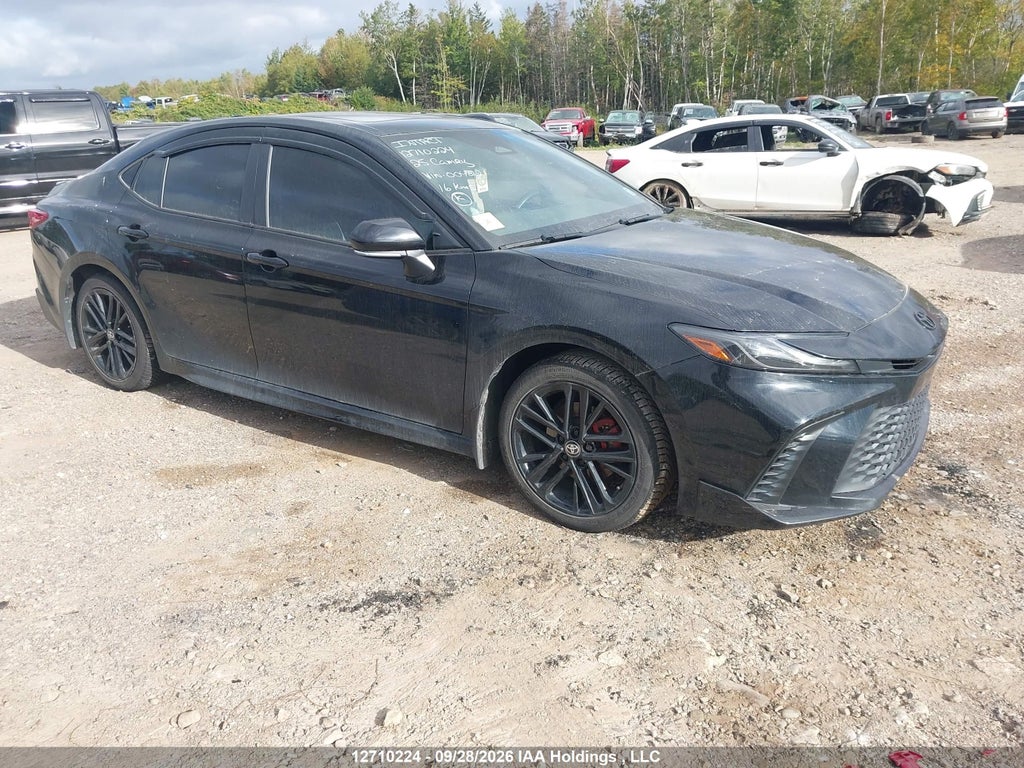 TOYOTA CAMRY 2025