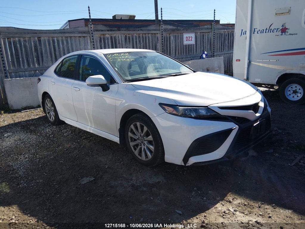TOYOTA CAMRY 2020