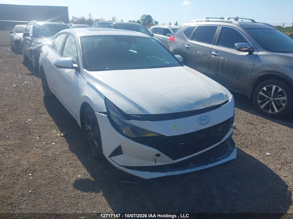 HYUNDAI ELANTRA 2022