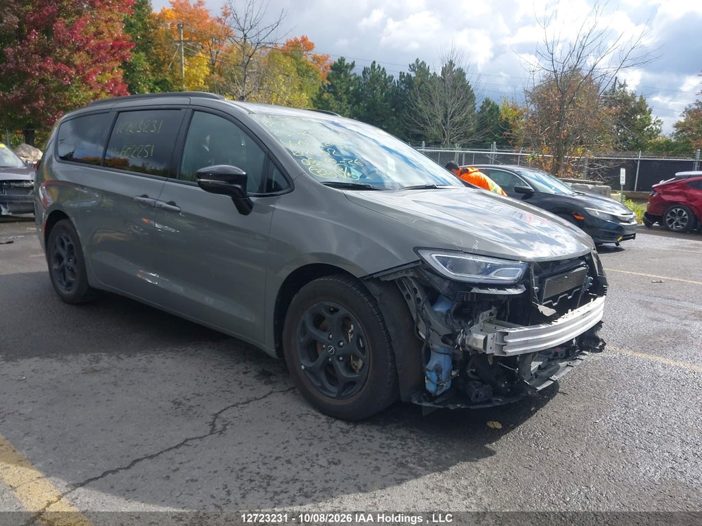 CHRYSLER PACIFICA 2025