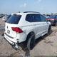 3VVCB7AX7NM140435 2022 Volkswagen Tiguan 2.0T Se R-Line Black auction photo thumbnail 4