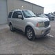 5LMFU28R34LJ34818 2004 Lincoln Navigator auction photo thumbnail 1