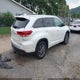 5TDJZRFH1HS415302 2017 Toyota Highlander Xle auction photo thumbnail 4