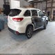 5TDJZRFH1KS994766 2019 Toyota Highlander Xle auction photo thumbnail 4